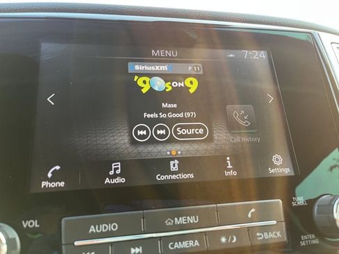 Certified 2024 Nissan Titan SV w/ SV Convenience Package image 13