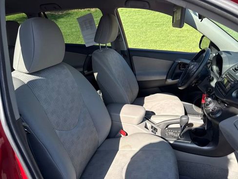 Used 2012 Toyota RAV4 4WD w/ Value Pkg image 9