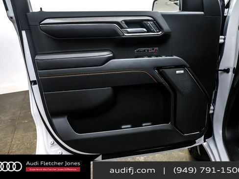 Used 2025 GMC Sierra 1500 AT4 image 21