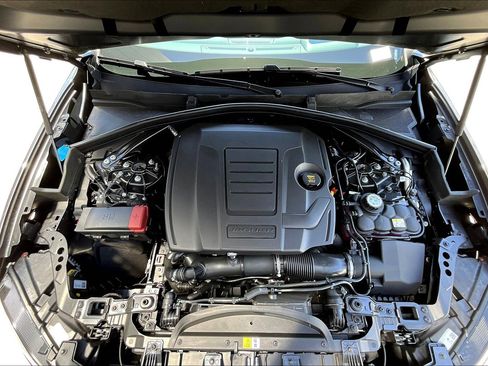 New 2026 Jaguar F-PACE R-Dynamic S image 11