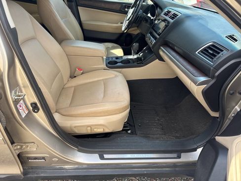 Used 2016 Subaru Outback 2.5i Limited image 17
