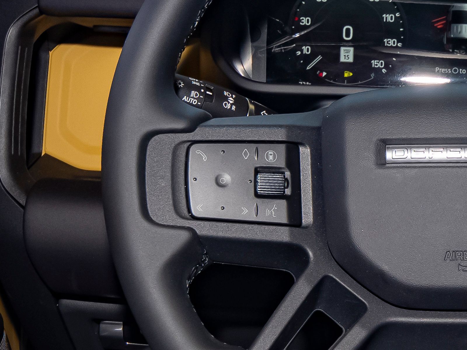 New 2026 Land Rover Defender 110 AWD/4WD image 15