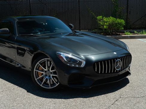 Used 2016 Mercedes-Benz AMG GT S image 27