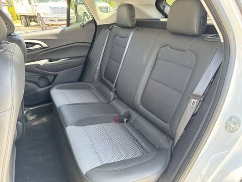 Used 2024 Chevrolet Trax LT w/ Driver Confidence Package FWD image 21