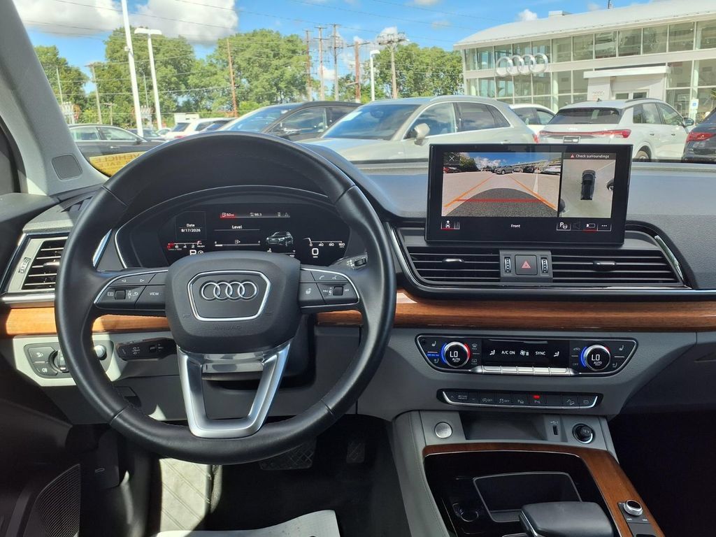 Used 2021 Audi Q5 Prestige AWD/4WD image 14