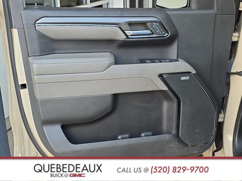 Used 2022 Chevrolet Silverado 1500 ZR2 w/ Technology Package AWD/4WD image 10