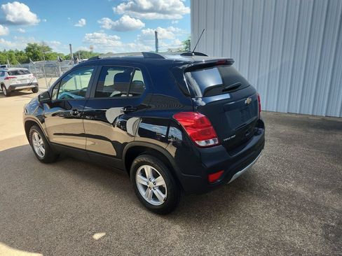 Used 2022 Chevrolet Trax LT w/ LT Convenience Package AWD/4WD image 6