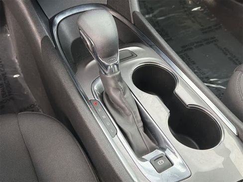 Used 2023 Chevrolet Malibu LT image 17