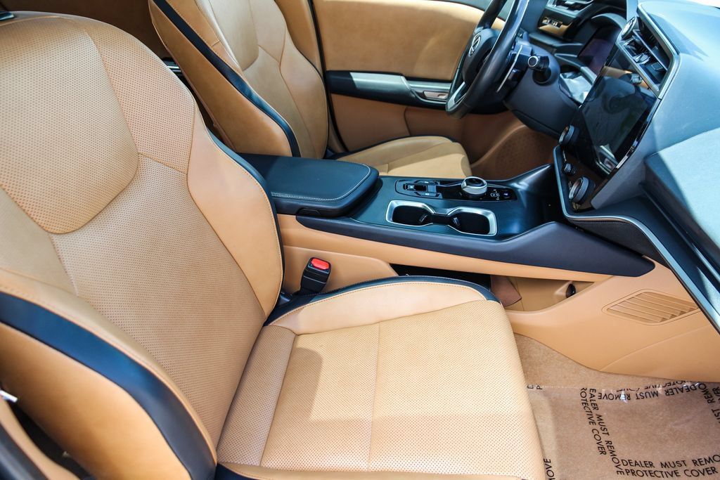Certified 2023 Lexus RZ 450e Premium w/ Technology Package AWD/4WD image 18