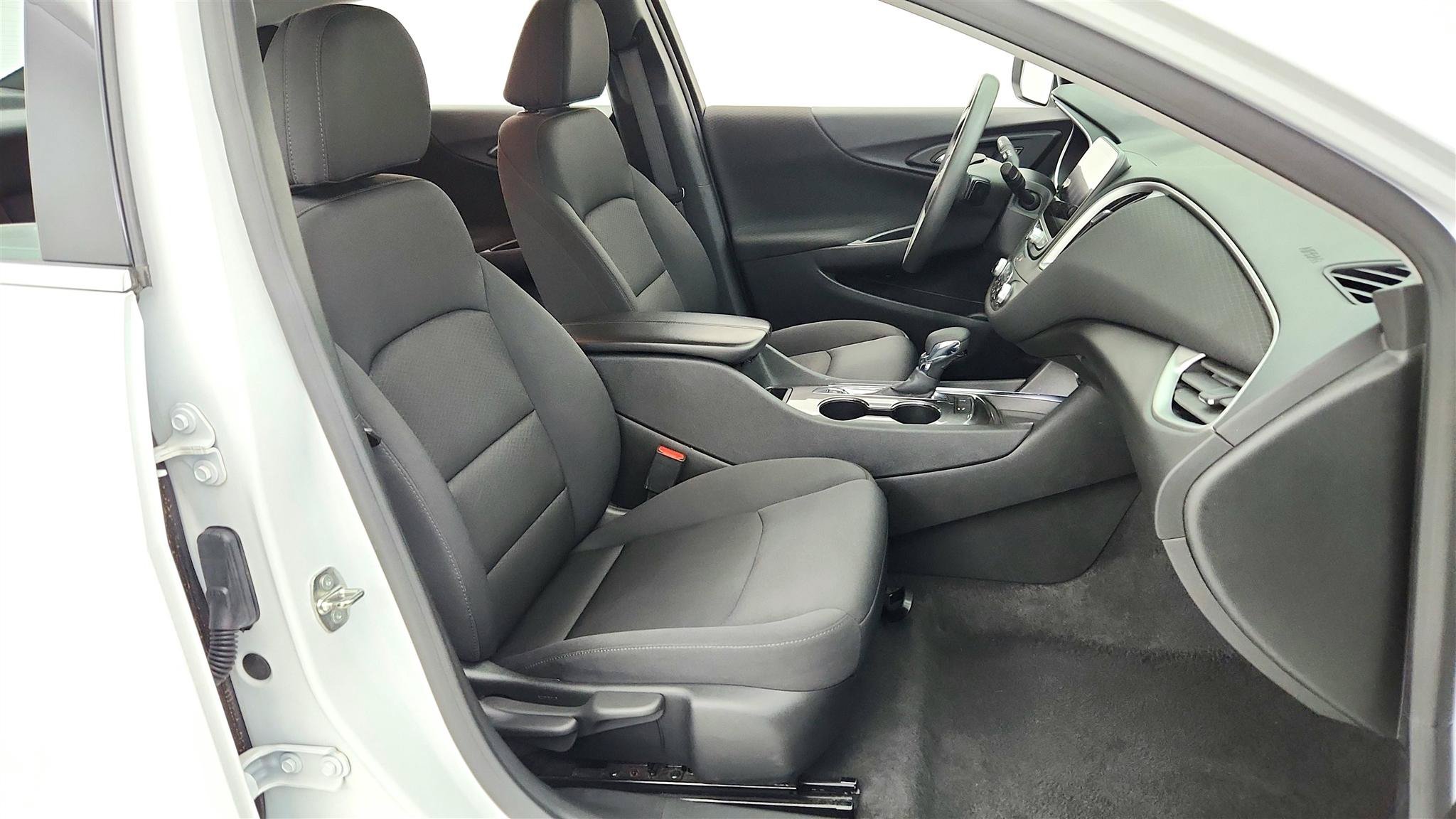 Used 2024 Chevrolet Malibu LT FWD image 19