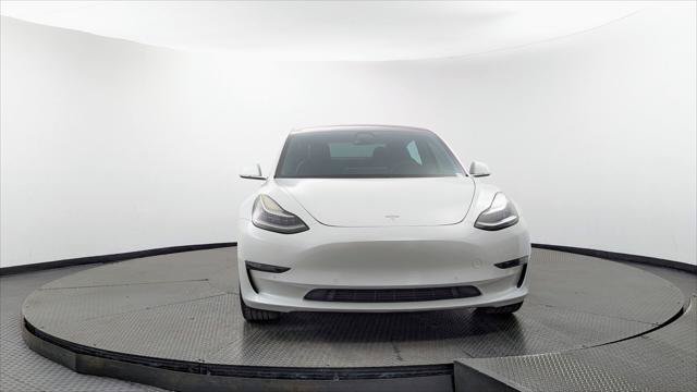 Used 2018 Tesla Model 3 Long Range RWD image 12