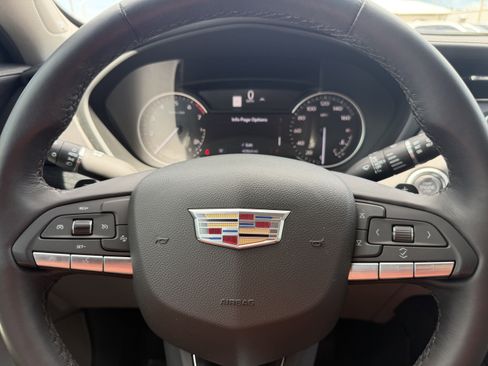 Certified 2023 Cadillac XT4 Premium Luxury FWD image 27