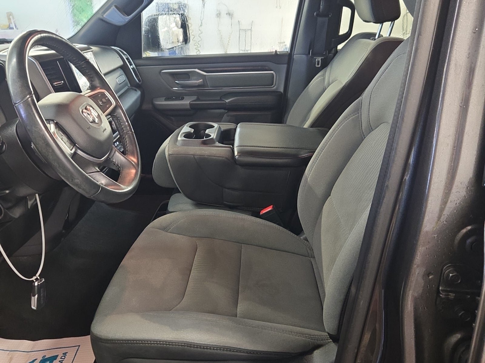 Used 2022 RAM 1500 Big Horn AWD/4WD image 7