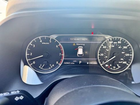 Used 2021 Nissan Rogue SV w/ Premium Package image 17