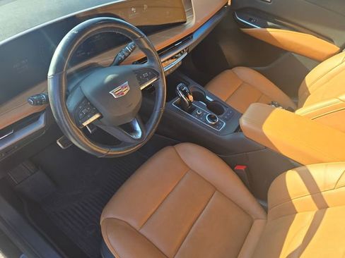 Used 2024 Cadillac XT4 Sport image 21