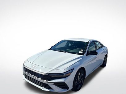 Used 2025 Hyundai Elantra SEL
