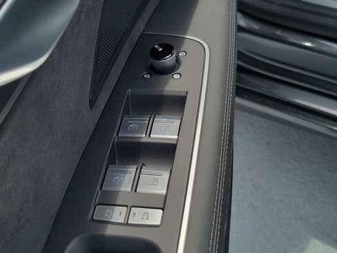 New 2026 Audi A8 L 3.0T AWD/4WD image 21