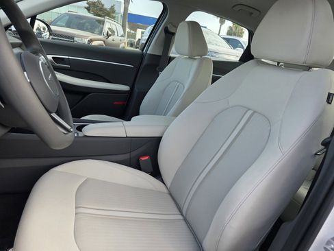 New 2025 Hyundai Sonata SEL image 18