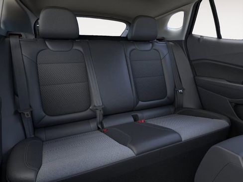 New 2026 Chevrolet Trax LT w/ Driver Confidence Package image 17