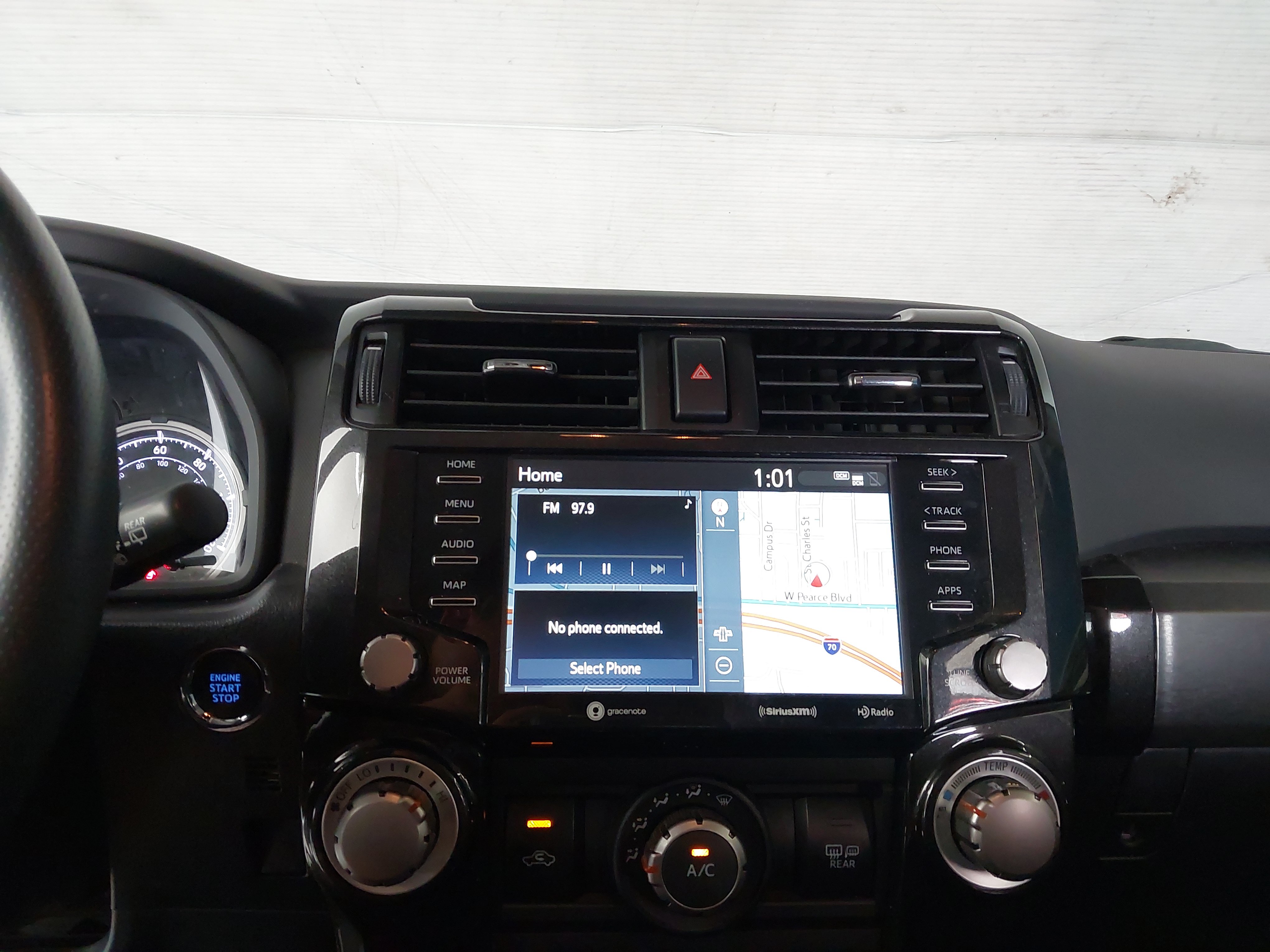 Used 2022 Toyota 4Runner TRD Off-Road Premium AWD/4WD image 20