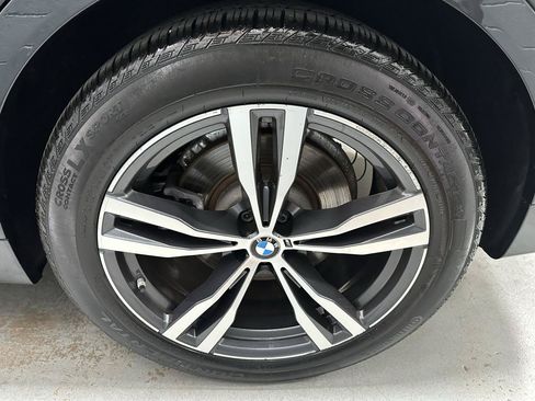 Used 2020 BMW X7 xDrive40i w/ M Sport Package AWD/4WD image 27