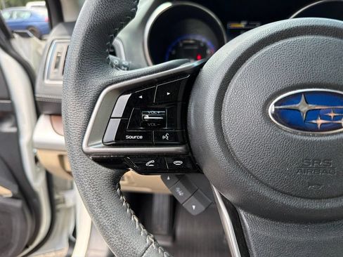 Used 2018 Subaru Outback 2.5i Limited AWD/4WD image 16