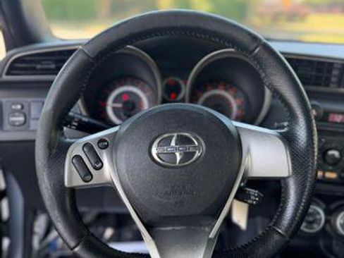 Used 2012 Scion tC FWD image 17