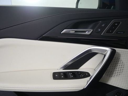 New 2026 BMW X1 xDrive28i w/ Technology Package AWD/4WD image 8