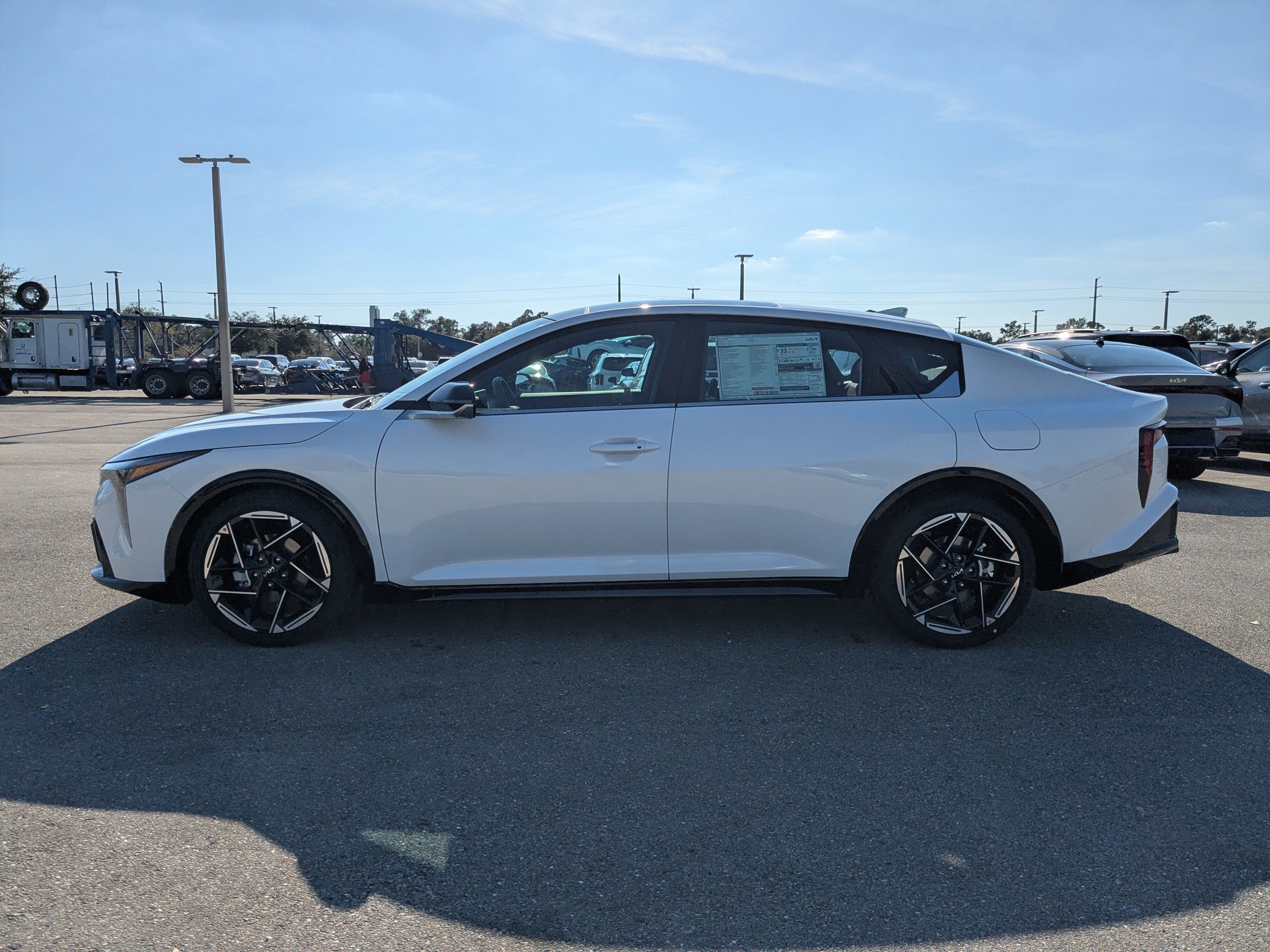 New 2025 Kia K4 EX w/ GT-Line Premium Package FWD image 8
