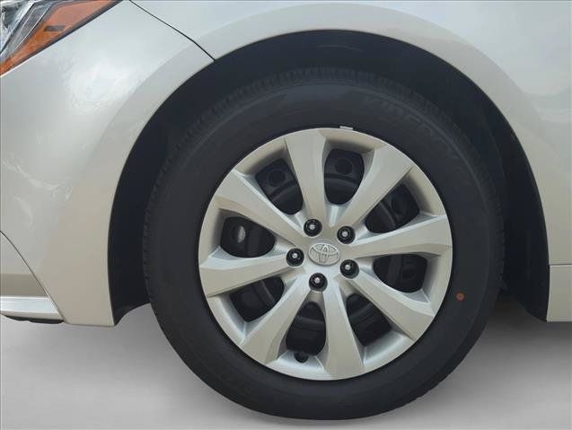 Certified 2025 Toyota Corolla LE w/ Convenience Package FWD image 9