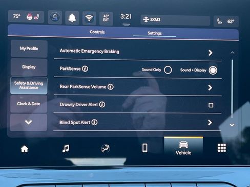 New 2026 Jeep Compass Limited image 5