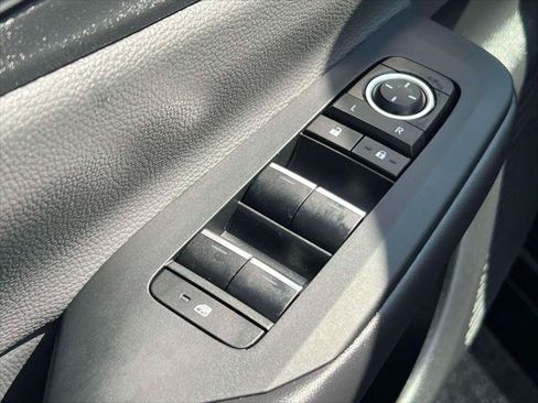 Certified 2024 Toyota Prius XLE AWD/4WD image 18