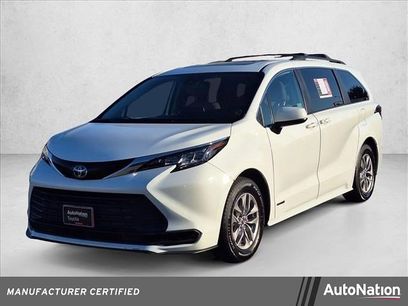 Certified 2021 Toyota Sienna LE