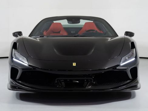 Used 2023 Ferrari F8 Tributo RWD image 23