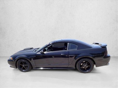 Used 2003 Ford Mustang Mach 1 RWD image 2