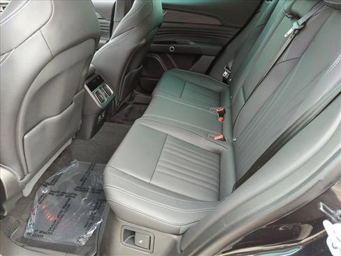 Used 2025 Maserati Grecale Modena AWD/4WD image 19