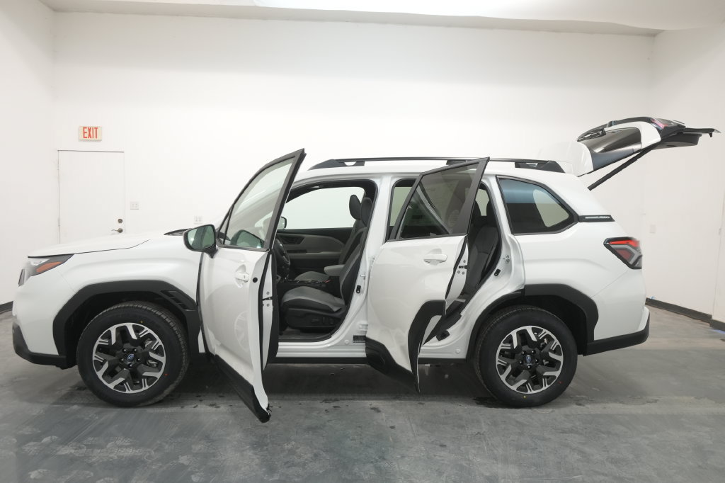 Used 2026 Subaru Forester Premium AWD/4WD image 28