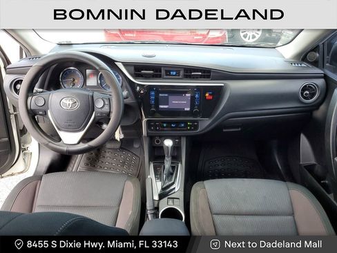 Used 2019 Toyota Corolla SE image 11