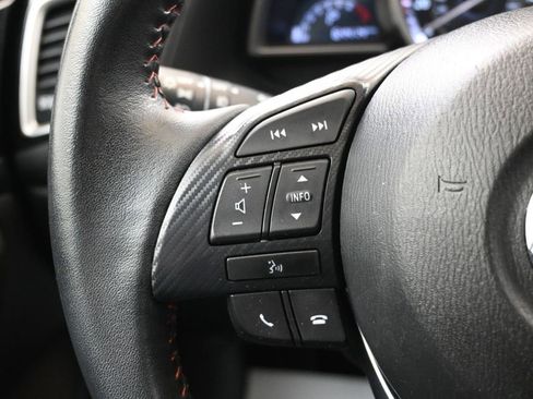 Used 2015 MAZDA MAZDA3 i Grand Touring image 25