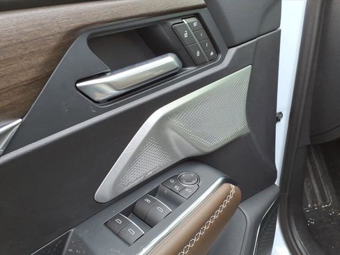 New 2026 GMC Acadia Denali Ultimate image 16