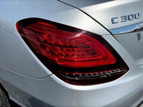 Used 2021 Mercedes-Benz C 300 4MATIC Sedan image 23