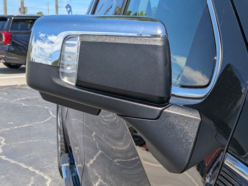 New 2026 GMC Sierra 1500 SLT w/ SLT Premium Plus Package AWD/4WD image 11