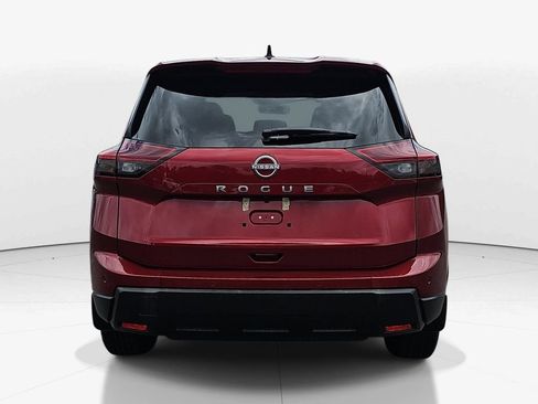 Used 2025 Nissan Rogue S FWD image 7