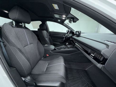 Used 2024 Honda Accord Sport image 15