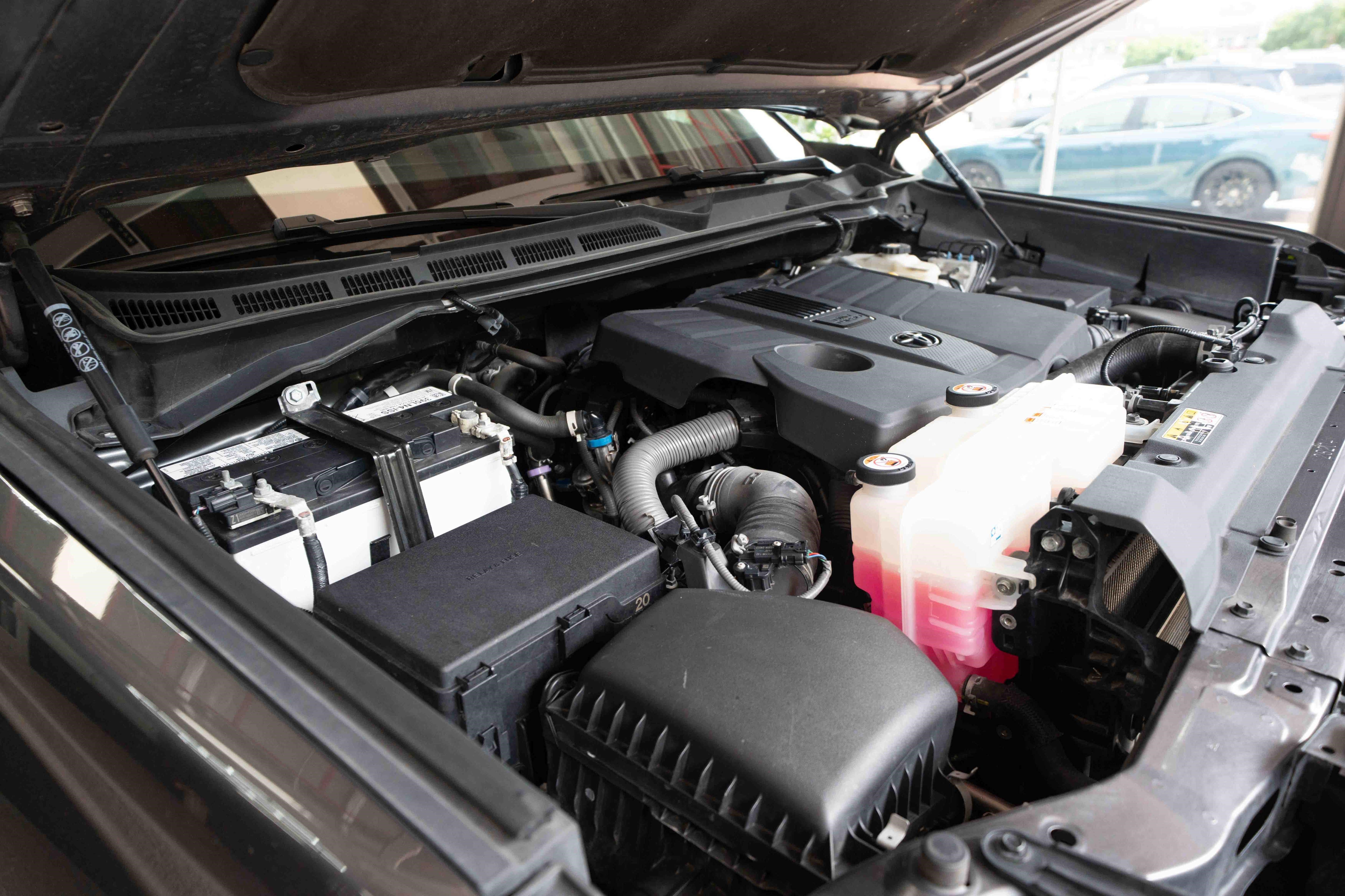 Used 2023 Toyota Tundra SR5 w/ SR5 Convenience Package AWD/4WD image 31