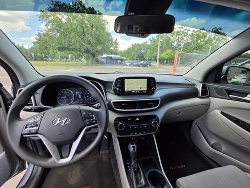 Used 2021 Hyundai Tucson SE w/ Cargo Package FWD image 17