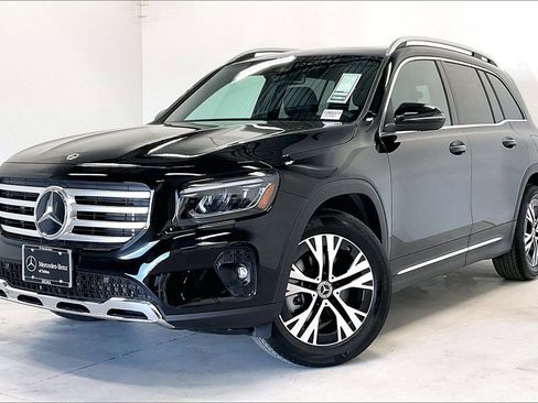 New 2026 Mercedes-Benz GLB 250 image 2