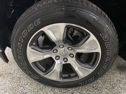 Used 2023 RAM 1500 Laramie AWD/4WD image 18