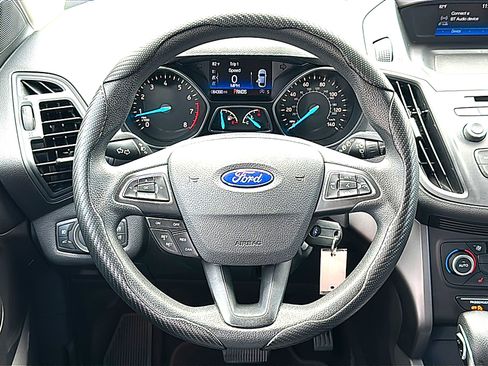 Used 2018 Ford Escape SE FWD image 27