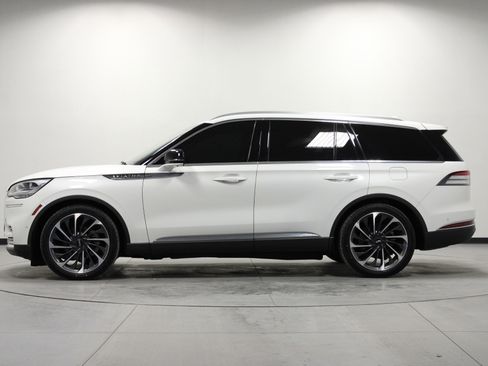 Used 2020 Lincoln Aviator Reserve w/ Equipment Group 202A image 7